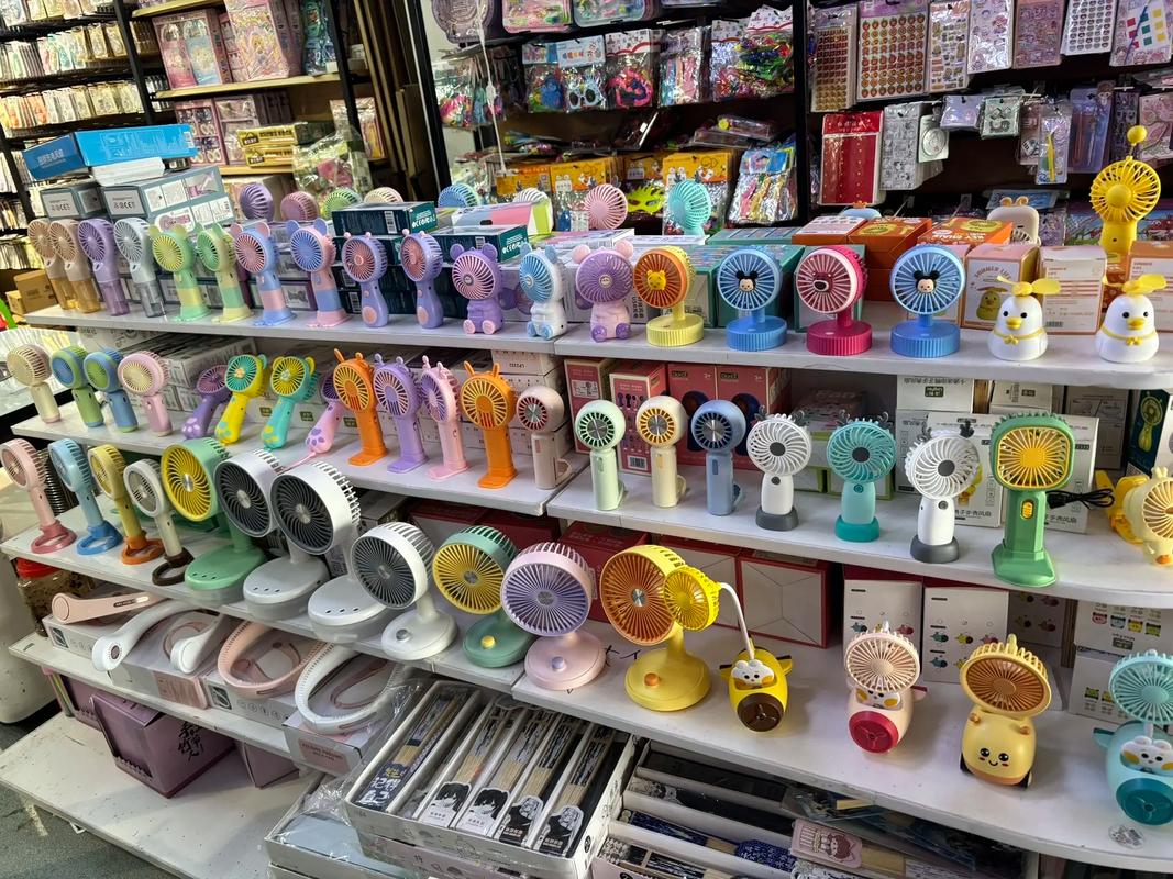 遵義新雪域文具文體辦公用品批發(fā)——專業(yè)批發(fā)優(yōu)質文具，聯(lián)系電話1738599636